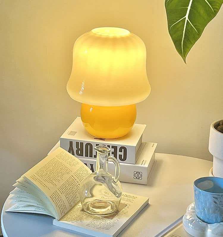 Creamy Halo Lamp