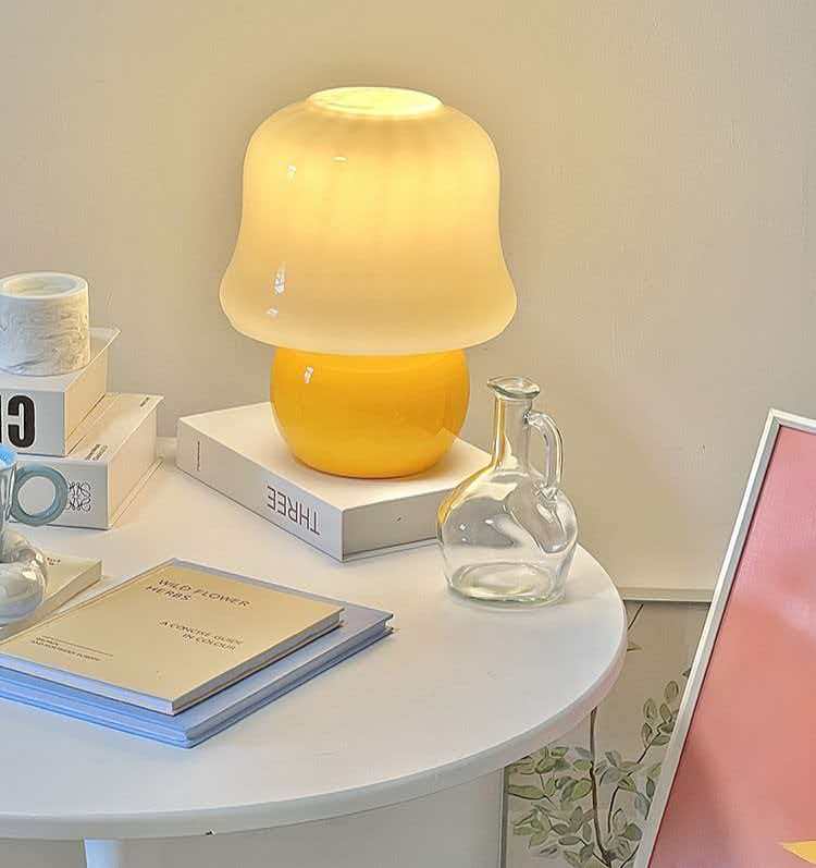 Creamy Halo Lamp