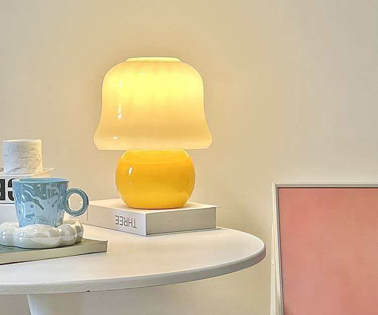Creamy Halo Lamp